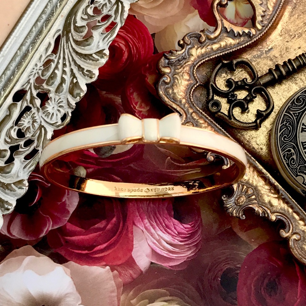 KATE SPADE • Take a Bow Bangle Stacking Layering Gold Bracelet - Picture 4 of 4